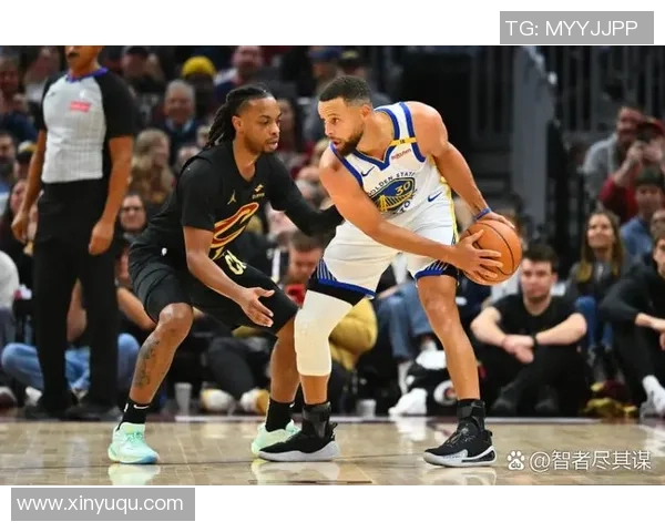 骑士与勇士首场对决精彩回放分析及赛后点评 骑士与勇士首场对决精彩回放分析及赛后点评